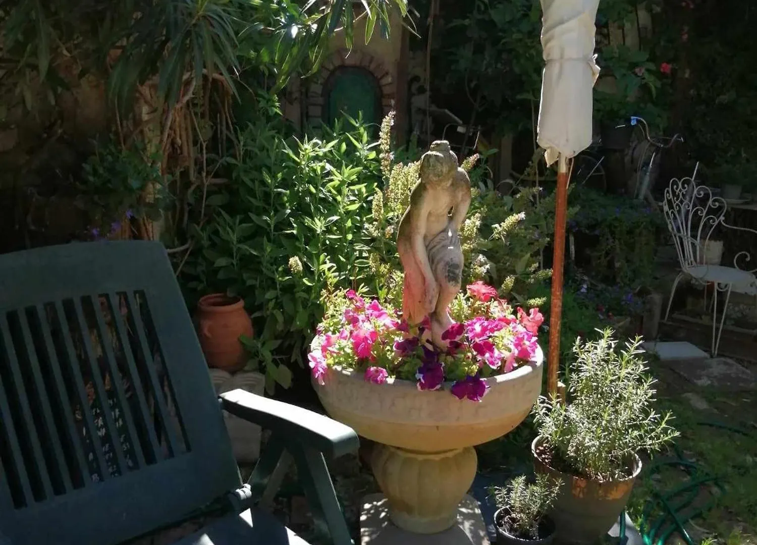 Apartment Calm&Art Intra-Muros Avignon France